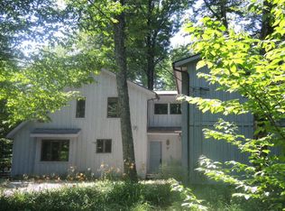 12463 Skaugum Rd, Ellison Bay, WI 54210