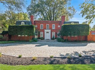 898 Persimmon Rd, Sewickley, PA 15143