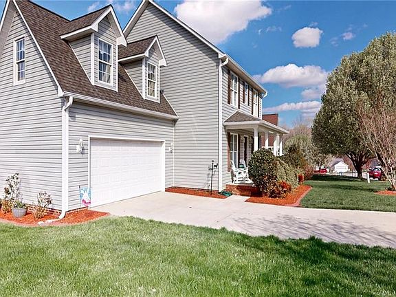 4th image of 101 Brightleaf Ct