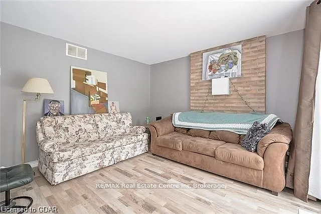 201 Janefield Ave — Photo 5