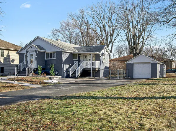 9747 Erie St, Highland, IN 46322