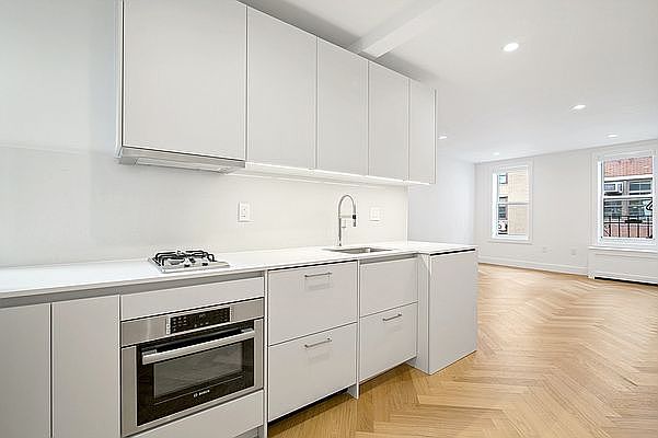 1st image of 225 W 23rd St APT 6P