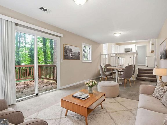 5th image of 2296 Aurie Dr