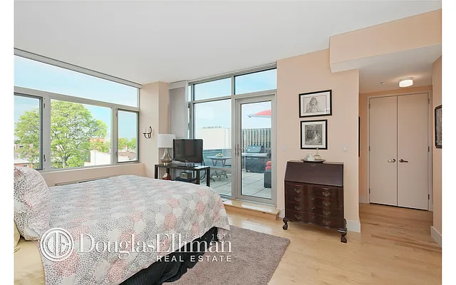 Sold by Douglas Elliman | media 20