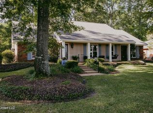 107 Suncrest Pl, Brandon, MS 39047