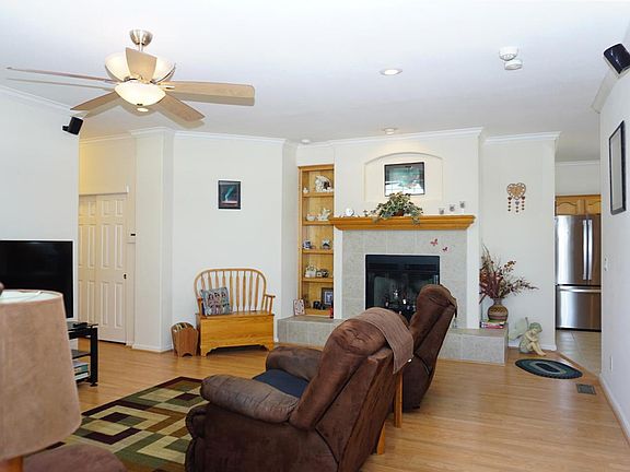 4th image of 5770 Winfield Blvd Space 39
