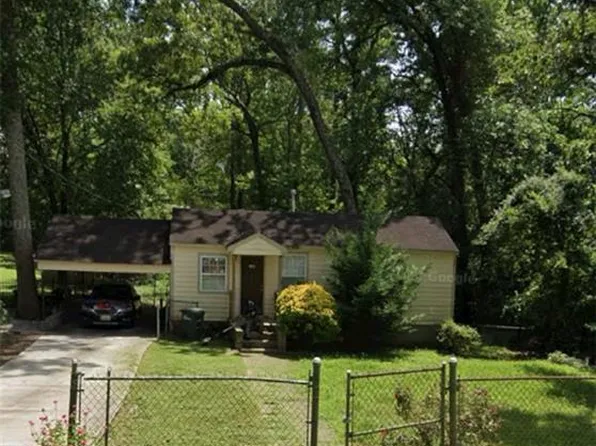 138 W Dixie Ave SE, Marietta, GA 30008