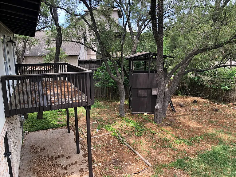 809 Malabar St — Photo 39