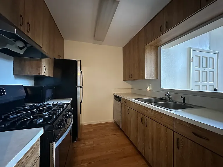 2050 San Marcos Dr SE #215 — Photo 7