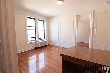 Rented by Link NY Realty