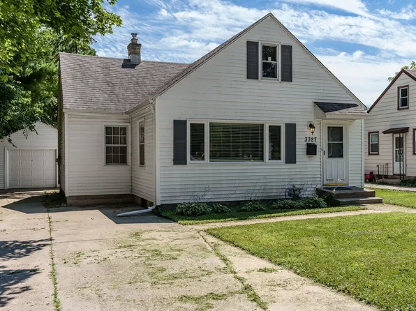 3327 Broadway, Rockford, IL 61108