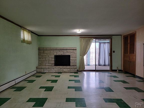 4th image of 2001 S Peakview Dr