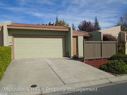 1st image of 681 Birch Dr
