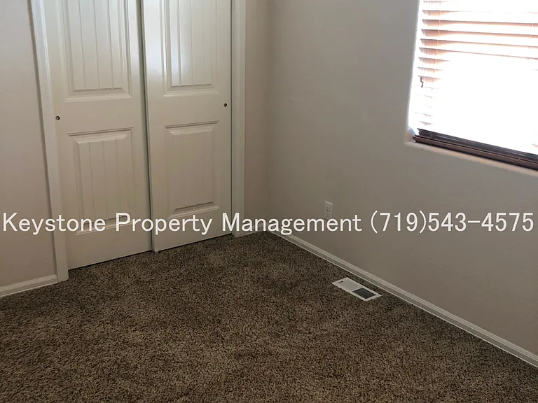 2022 Oneal Cir — Photo 5