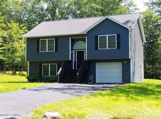 148 Spruce Dr, Milford, PA 18337