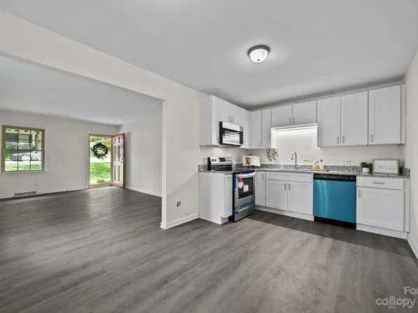 192 Franklin Ave NW, Concord, NC 28025