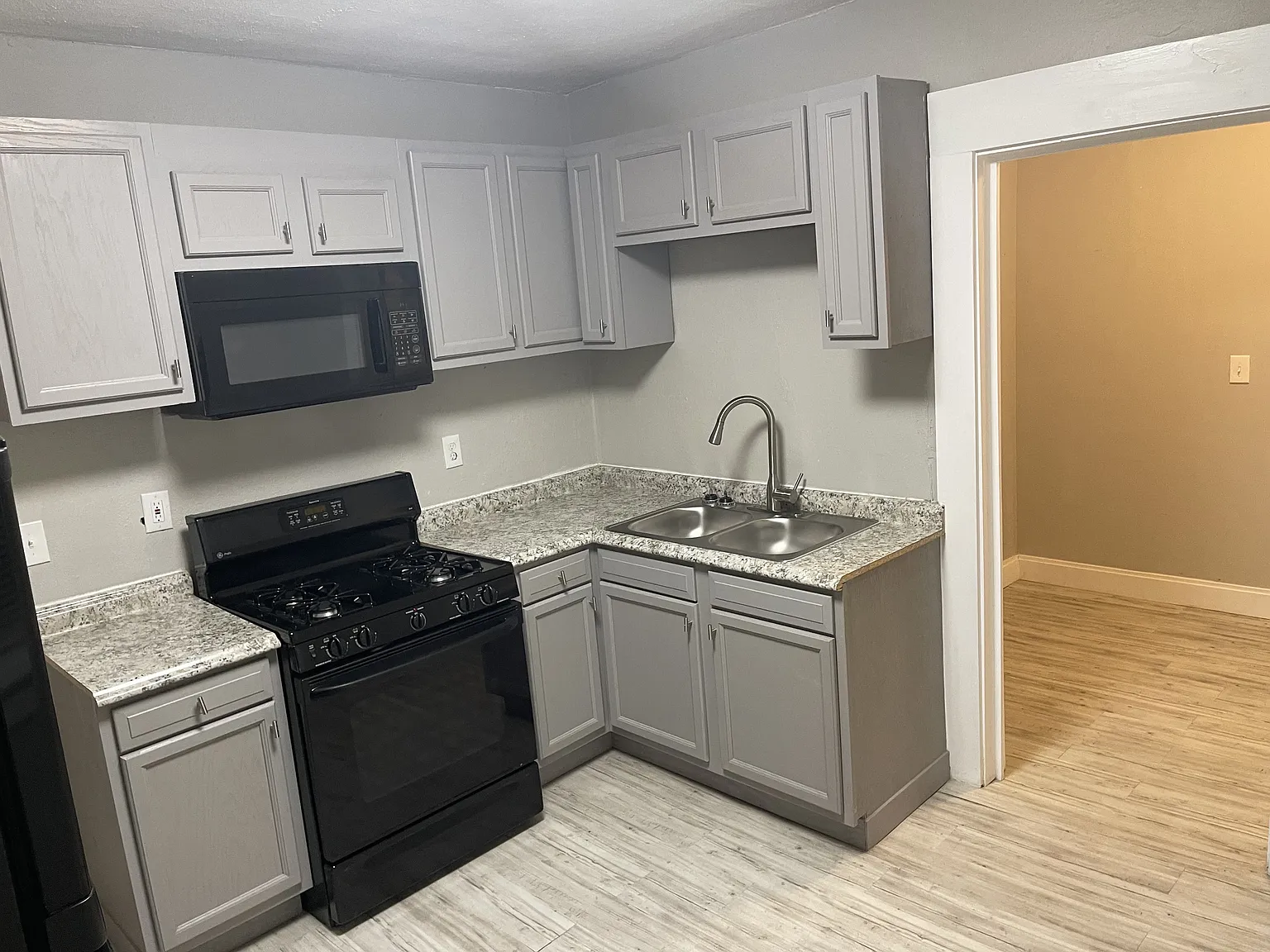 995 Mayson Turner Road (P3) - A — Photo 2