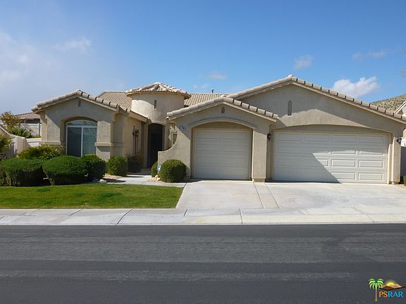 3rd image of 64290 Pyrenees Ave
