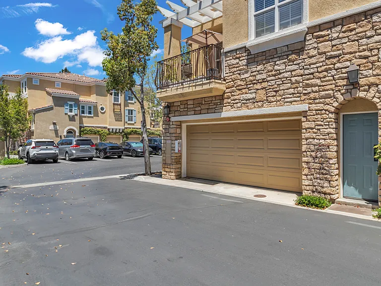 204 Terra Bella — Photo 33