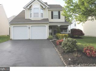 3 Inman Ln, Burlington, NJ 08016