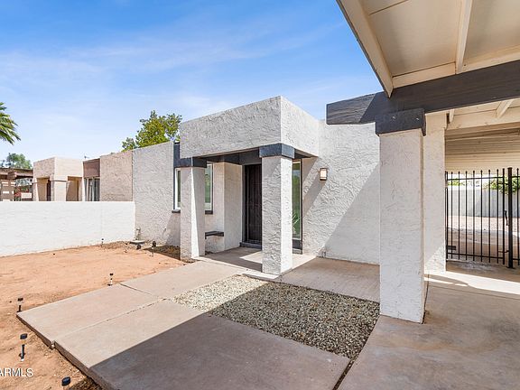 5th image of 10462 W MONTEROSA Street