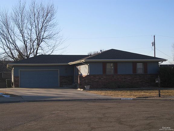 2nd image of 112 Neal Ct