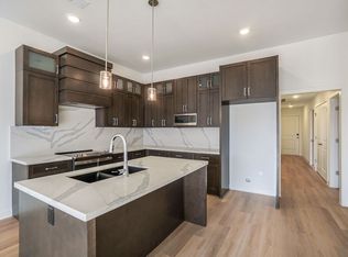 3726 NW 93rd St, Kansas City, MO 64132