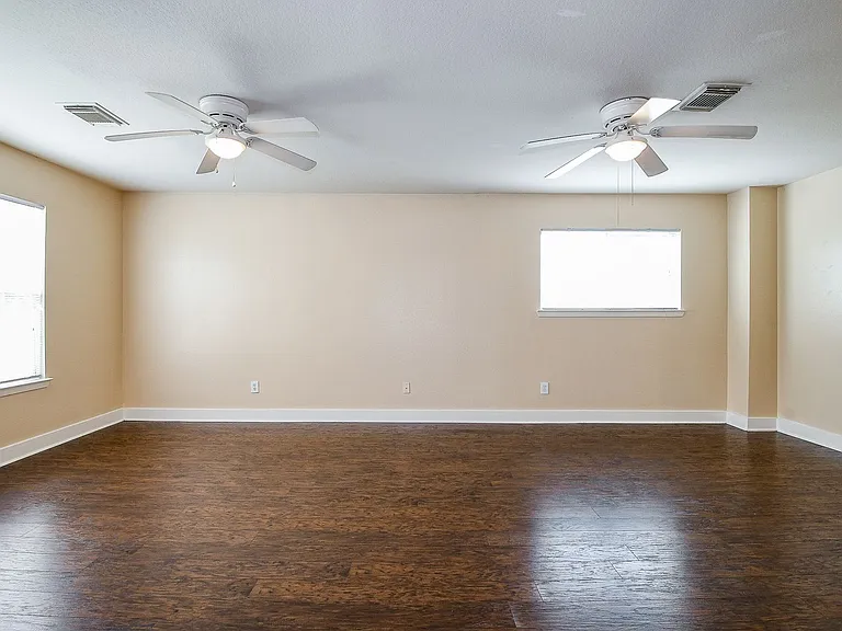 5830 Silver Oak — Photo 18