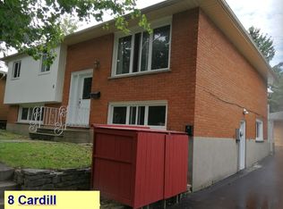 8 Cardill Cres, Waterloo, ON N2L3Y6