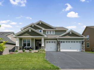 3315 Ridgestone Way, Woodbury, MN 55129