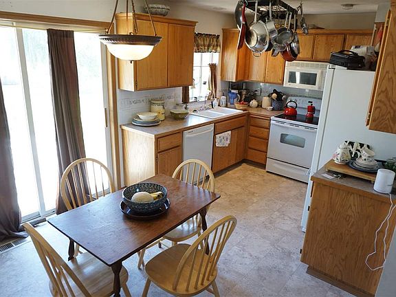 3rd image of 28712 N River Estates Dr