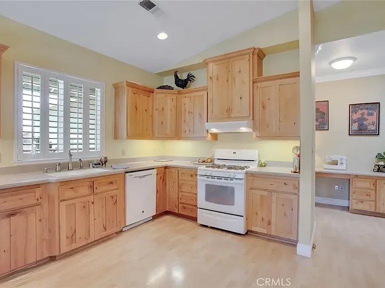 16840 Antler Way — Photo 2