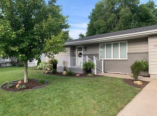 1705 Pleasant View Ave, Beatrice, NE 68310