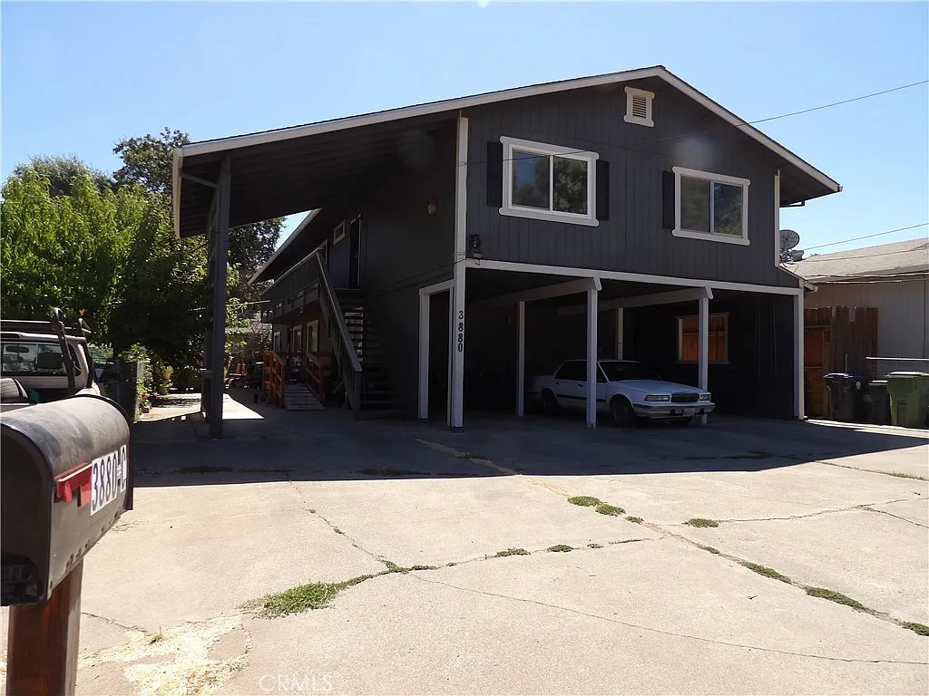 2 bed, 1200 sqft, $1,100 — Photo 1