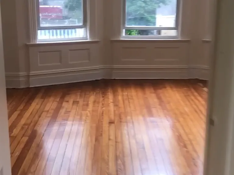 104 Lincoln Ave #2 — Photo 1