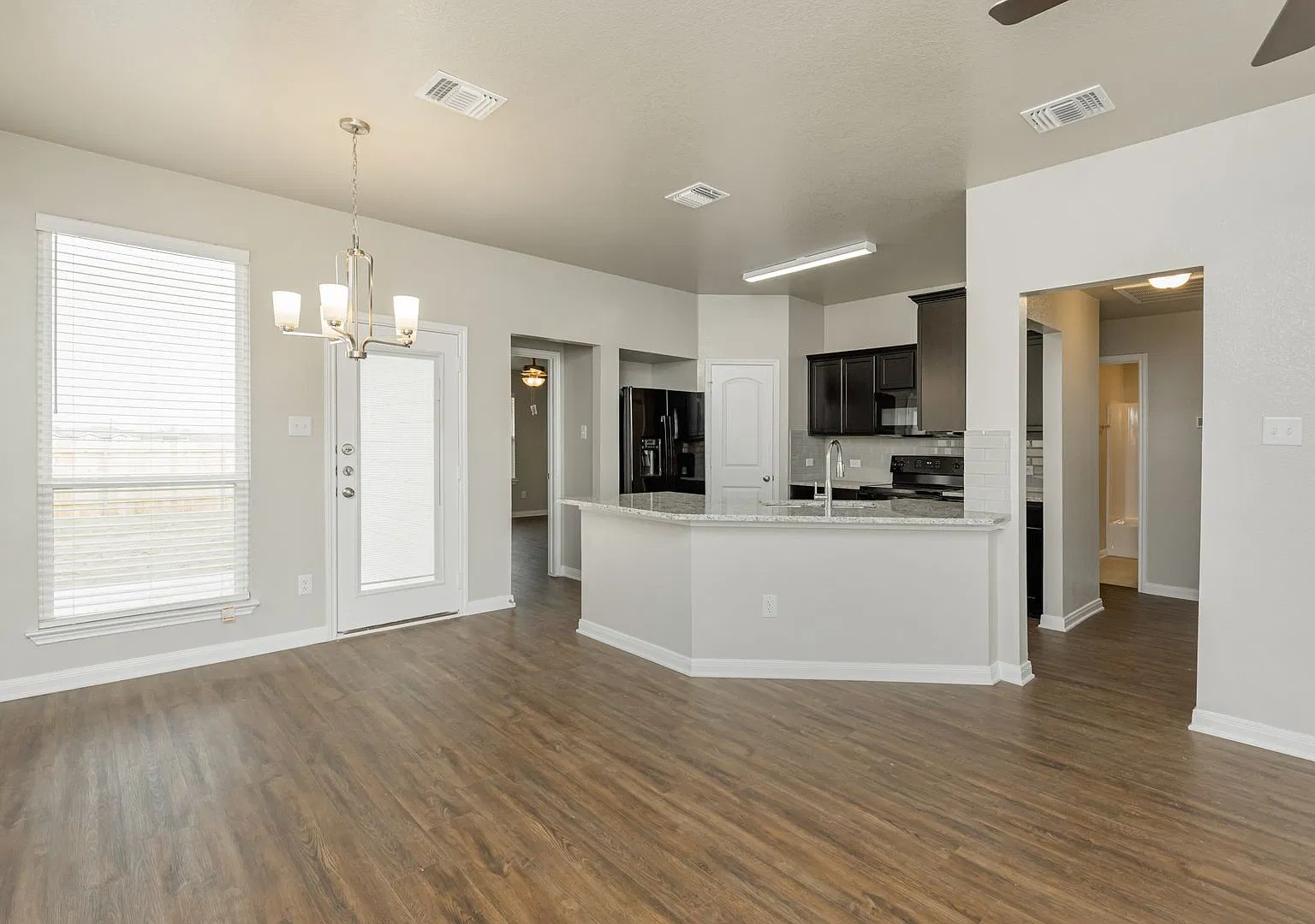 1808 Lummus Dr. — Photo 4
