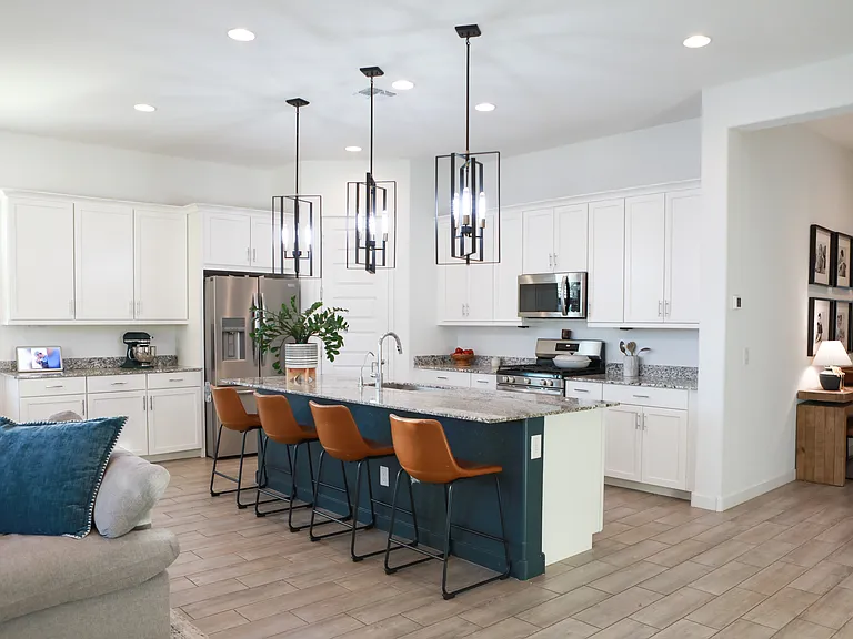 827 W Flatiron Trl — Photo 9