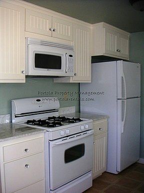 3rd image of 407 Beverly Ave APT A