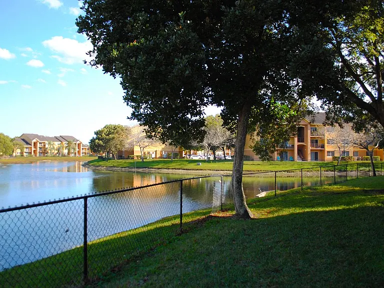 Indian Trace Apartments — Photo 17