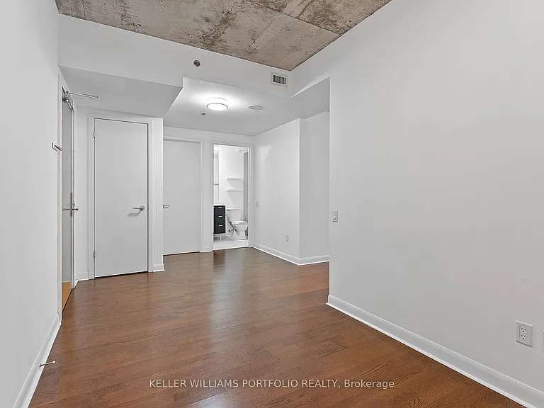 375 King St W #1805 — Photo 7