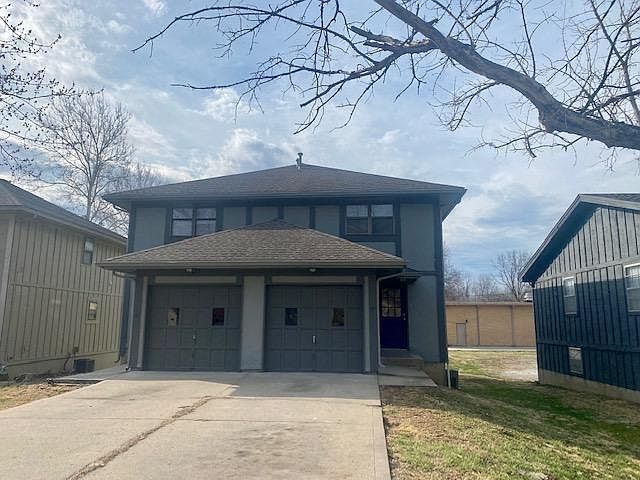 1st image of 527 Vilas St