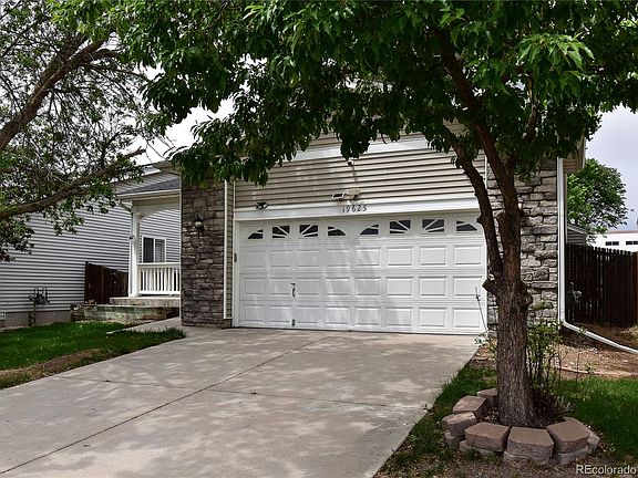 4th image of 19625 E Montview Drive