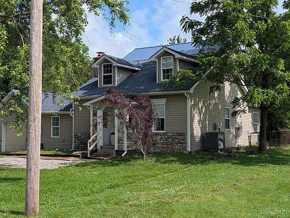 2nd image of 2566 Jackson Pike