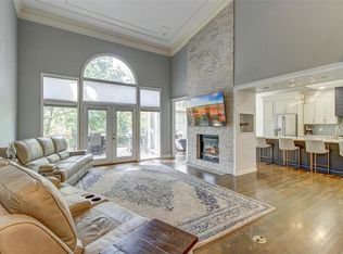 6127 NE Fairview Rd, Lees Summit, MO 64064