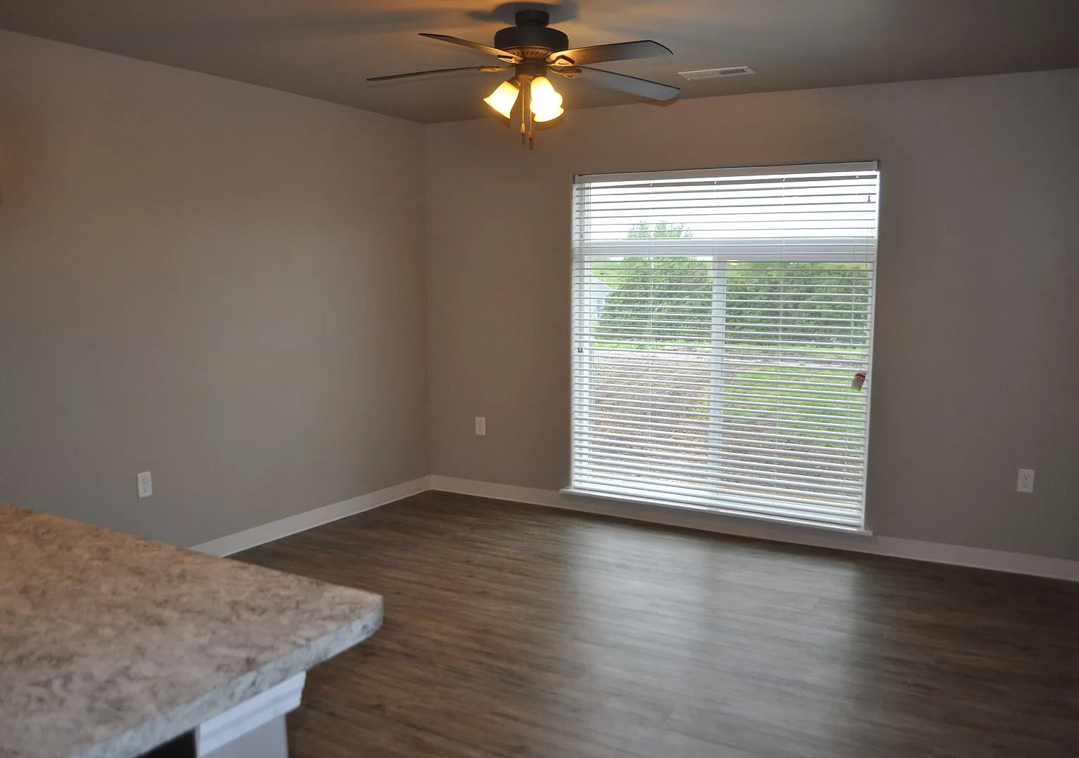 Willow Ridge 591 — Photo 2
