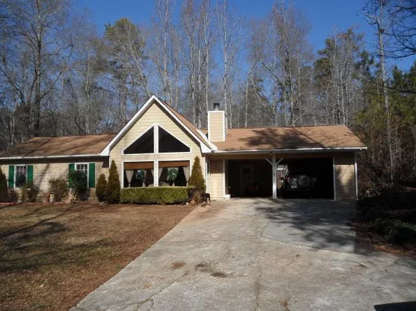 895 Waterview Dr, Lagrange, GA 30240