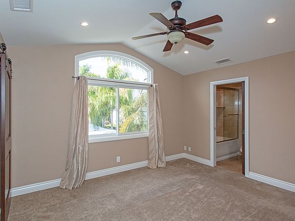 5th image of 1825 McCauley Ln