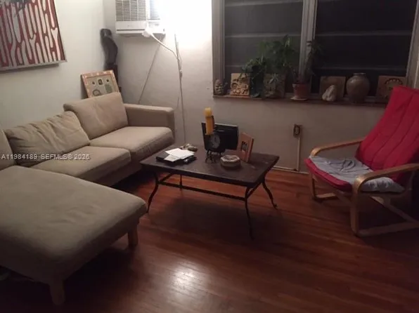 7734 SW 55th Ave APT C, Miami, FL 33143