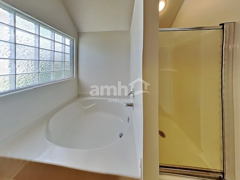 5818 Parkstone Dr — Photo 15