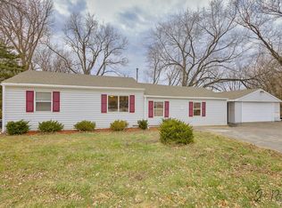 707 Rand Rd, Lakemoor, IL 60051